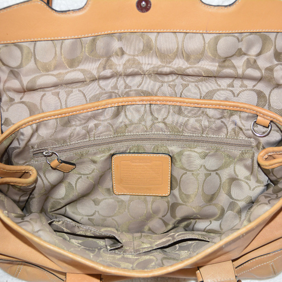 ‼️SOLD‼️Coach Handbag - Picture 6 of 6
